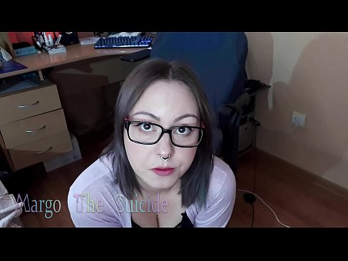 ❤️ Ọmọbinrin ti o ni gbese pẹlu awọn gilaasi buruja Dildo jinna lori Kamẹra ️❌ Ohun onihoho ti ile  ❌